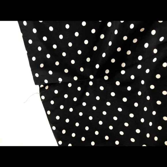 Forever 21 black and white polka dot mini skirt - Picture 6 of 6